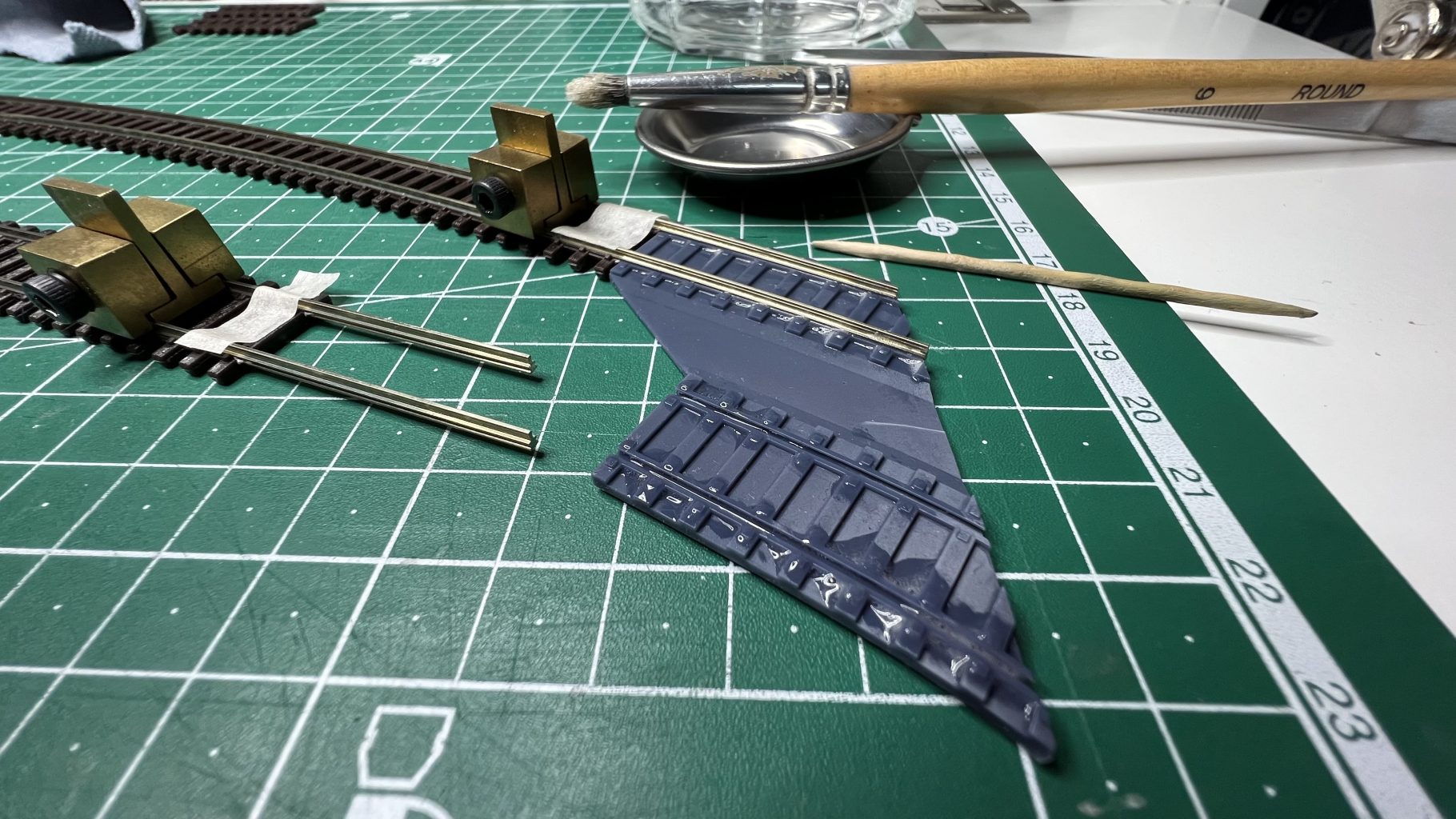 Coupons de voie sur mesure en 3d à l'échelle N